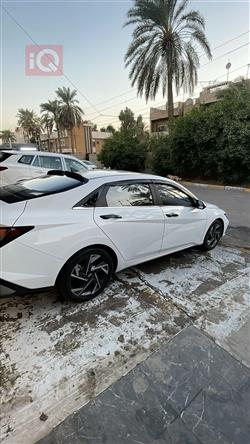 هیوندای ئەلەنترا